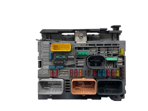 Used Fuse box CITROËN C5 III (RD_) 2.0 HDi 140 (RDRHF8, RDRHFA, RDRHA8, RDRHAJ) (140 hp) 29875643