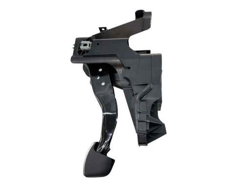 Used Break pedal Break pedal VW T-ROC (A11, D11) 2.0 TDI (150 hp) 28838585 28838585