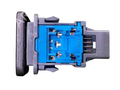 switch-toyota-yaris-_p13_-2010-2011-2012-2013-2014-2015-2016-2017-2018-2019-2020-25211903 main image