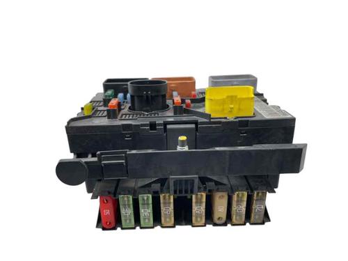 Fuse box CITROËN C4 I Saloon 1.6 HDi | BP29875638E1