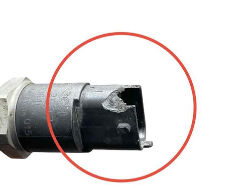 Used Injection rail Injection rail VOLVO S60 I (384) 2.4 D (130 hp) 31286468 31286468