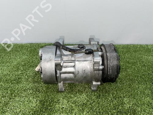 Used AC compressor AC compressor PEUGEOT 306 Hatchback (7A, 7C, N3, N5) [1993-2003] 31681976 31681976