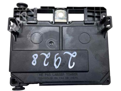 Used Fuse box Fuse box PEUGEOT 407 (6D_) 2.0 HDi 135 (6DRHRH, 6DRHRE, 6DRHRG, 6DRHRJ) (136 hp) 36318970 36318970