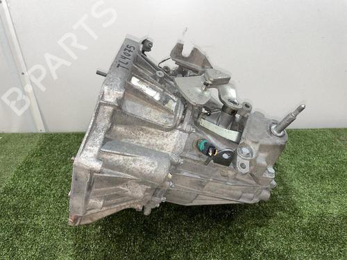 Used Gearbox DACIA DUSTER (HS_) [2010-2018]  31684931