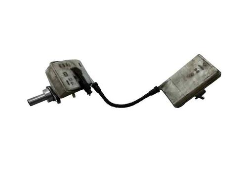 brake-master-cylinder-peugeot-partner-tepee-2008-30746704 main image