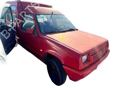 Brugte RENAULT RAPID Box Body/MPV (F40_, G40_)  1.4 (F402)  4560119