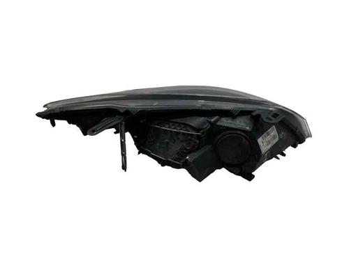 Used Left headlight Left headlight RENAULT MEGANE III Grandtour (KZ0/1) 1.5 dCi (KZ09, KZ0D, KZ1G, KZ29, KZ14, KZ1W, KZ10, KZ1F,... (110 hp) 33013991 33013991