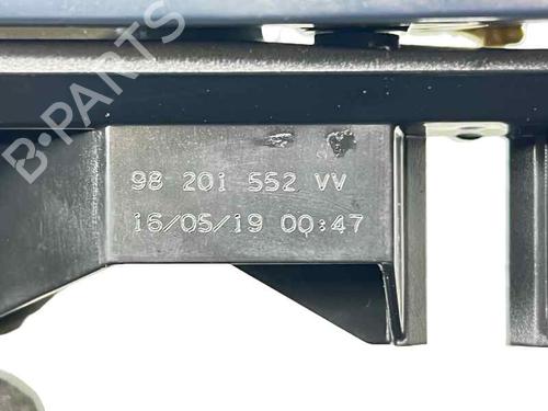 Used Front right interior door handle Front right interior door handle PEUGEOT 5008 II (MC_, MJ_, MR_, M4_) 1.2 THP (MRHNYH, MRHNYW, MRHNSJ, MRHNSU, MRHNSM) (131 hp) 31869856 31869856