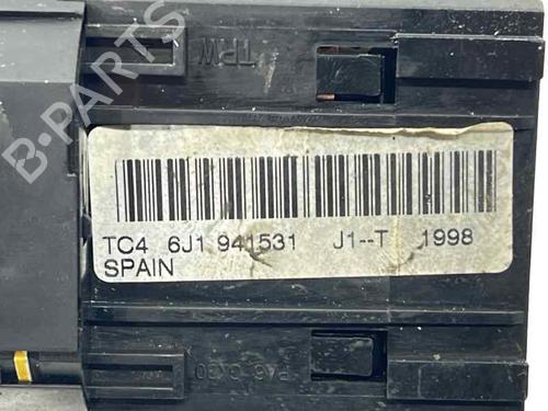 Headlight switch SEAT IBIZA IV (6J5, 6P1) 1.4 TDI | BP31583252I24 