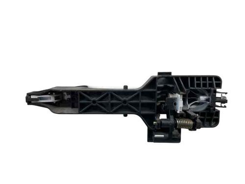 Używane Klamka zewnętrzna drzwi przednich prawych HYUNDAI i30 (GD) 1.6 CRDi (136 hp) 29178060