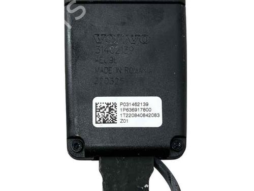 Used Seat buckle Seat buckle VOLVO XC40 (536) T2 (129 hp) 33424599 33424599