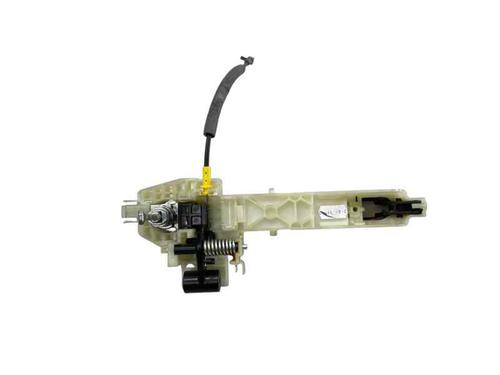 front-left-exterior-door-handle-hyundai-i30-pde-pd-pden-2016-28110012 main image