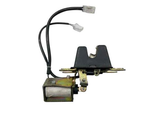 tailgate-lock-maserati-4200-gt-spyder-convertible-2001-29151321 main image