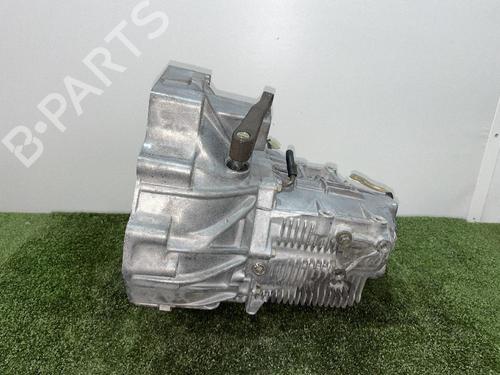 Caixa de velocidades NISSAN PRIMERA (P11) 2.0 TD (90 hp) 31684553