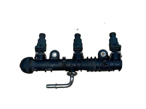 Used Injection rail OPEL CORSA C (X01) 1.0 (F08, F68) (58 hp) 31373393