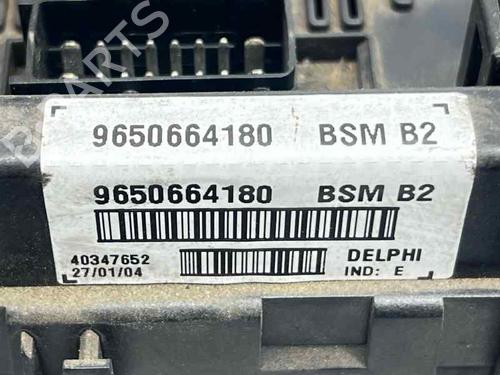 Used Fuse box Fuse box PEUGEOT 307 (3A/C) 2.0 HDi 90 (90 hp) 33424985 33424985