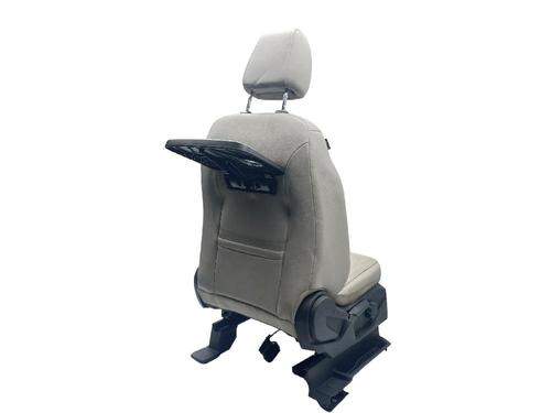 Right front seat FORD KUGA II (DM2)  | BP31682125C16 