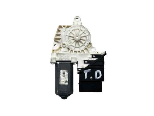 Used Right rear window motor Right rear window motor VW GOLF VI (5K1) 1.4 TSI (160 hp) 32259632 32259632