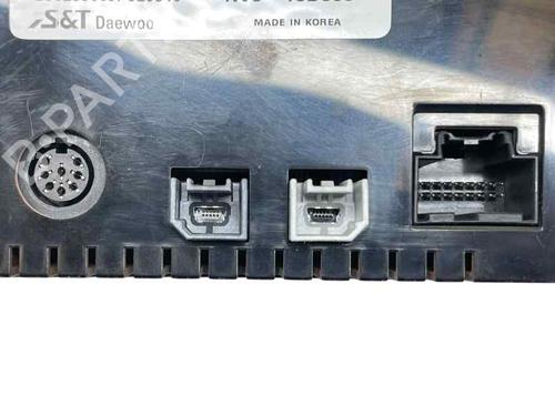 Used Display monitor CHEVROLET CAPTIVA (C100, C140) 2.2 D (184 hp) 28714345