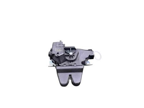 tailgate-lock-mercedes-benz-cla-coupe-c117-2013-2014-2015-2016-2017-2018-2019-25213083 main image