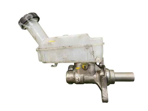 brake-master-cylinder-dacia-sandero-iii-2021-24224662 main image