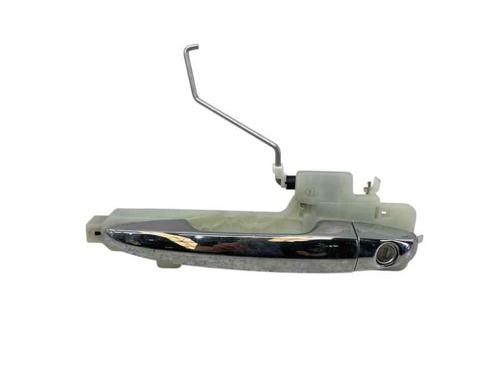 front-left-exterior-door-handle-kia-niro-i-de-2016-2017-2018-2019-2020-2021-2022-26286410 main image