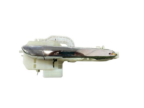 Used Front right exterior door handle HYUNDAI TUCSON (TL, TLE) 1.7 CRDi (116 hp) 25210489