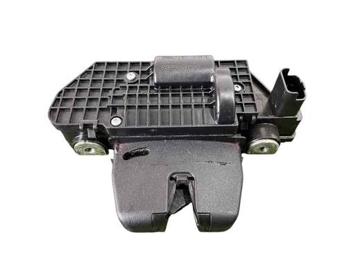 Used Tailgate lock PEUGEOT 208 I (CA_, CC_) 1.2 VTI 82 (82 hp) 24224970
