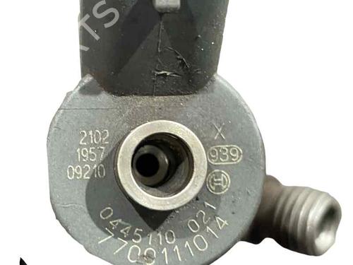 injector-renault-scenic-i-mpv-ja01_-fa0_-1999-2000-2001-2002-2003-2004-2005-2006-2007-2008-2009-2010-31869733 main image