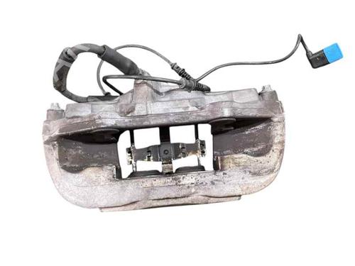 Used Right front brake caliper Right front brake caliper MERCEDES-BENZ C-CLASS (W205) C 220 BlueTEC / d (205.002, 205.004) (170 hp) 25212891 25212891