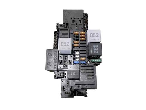 Used Fuse box MERCEDES-BENZ C-CLASS (W205) C 220 BlueTEC / d (205.002, 205.004) (170 hp) 25212947