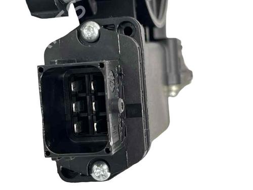 BP31870350C23 main image