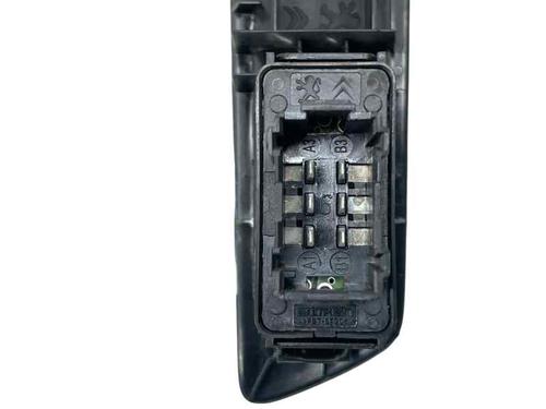 Used Right front window switch Right front window switch CITROËN C-ELYSEE (DD_) 1.6 HDI 92 (92 hp) 29497890 29497890
