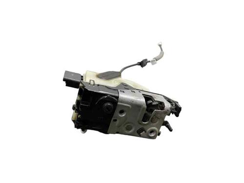 Front right lock PEUGEOT 2008 I (CU_) 1.2 VTi | BP25211513C97