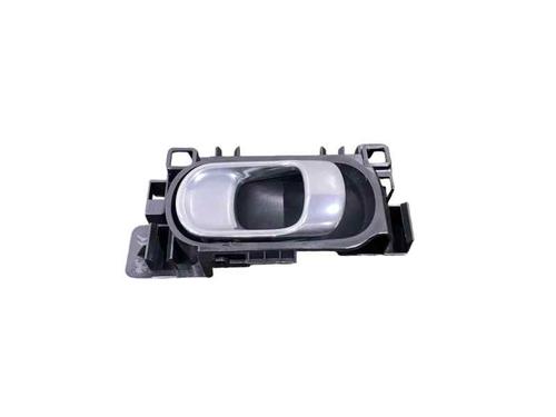 Used Rear right interior door handle Rear right interior door handle CITROËN C3 III (SX) 1.2 VTi 82 (82 hp) 24224102 24224102