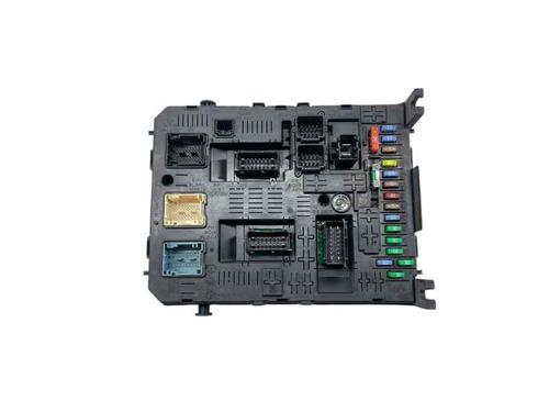 Used Fuse box PEUGEOT 5008 (0U_, 0E_) 1.6 HDi (112 hp) 27449436