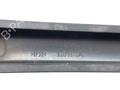 rear-windshield-wiper-arm-skoda-rapid-spaceback-nh1-2012-2013-2014-2015-2016-2017-2018-2019-30294625 main image