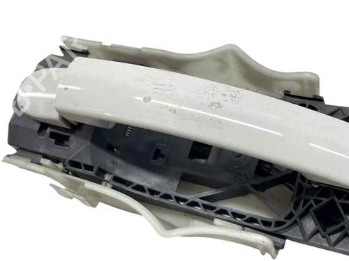 front-right-exterior-door-handle-skoda-rapid-spaceback-nh1-2012-2013-2014-2015-2016-2017-2018-2019-30294637 main image