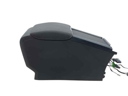 Used Middle console Middle console VOLVO V60 I (155) D4 AWD (181 hp) 28052337 28052337