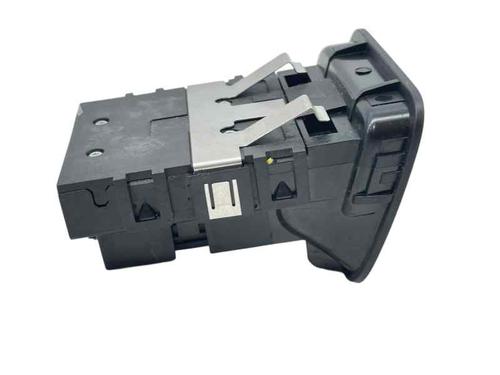 Used Hand brake Hand brake MERCEDES-BENZ B-CLASS Sports Tourer (W246, W242) B 180 CDI (246.200) (109 hp) 27448768 27448768