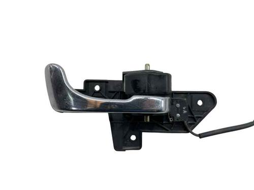 front-right-interior-door-handle-maserati-4200-gt-spyder-convertible-2001-29151323 main image