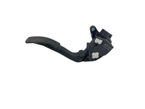 Pedal Pedal NISSAN JUKE (F15) 1.5 dCi (110 hp) 31682650 31682650