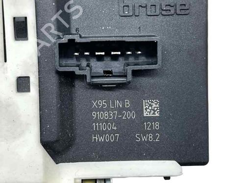 right-rear-window-motor-renault-megane-iv-grandtour-k9amn_-2016-33425070 main image