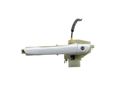 Used Front left exterior door handle HYUNDAI i30 (PDE, PD, PDEN) 1.6 CRDi (95 hp) 28110012