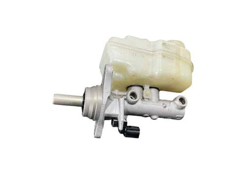 Used Brake master cylinder Brake master cylinder SKODA FABIA III (NJ3) 1.0 TSI (95 hp) 24224754 24224754