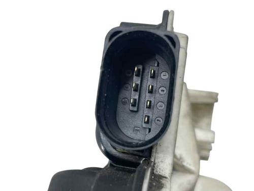 front-left-lock-skoda-superb-ii-3t4-2008-2009-2010-2011-2012-2013-2014-2015-29021590 main image