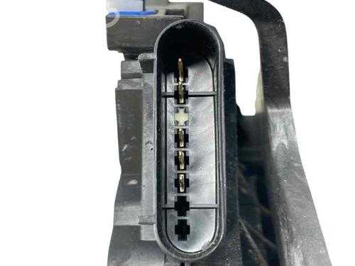 Venstre fortil lås FORD FIESTA VI (CB1, CCN) 1.6 TDCi | BP29821484C98