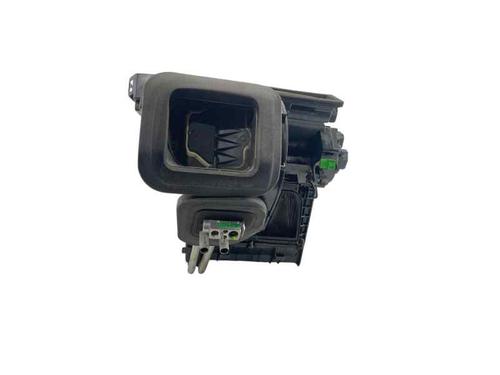  - Image 4