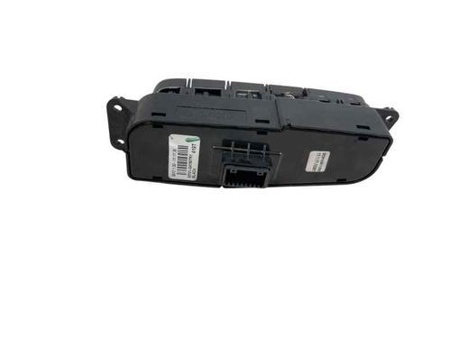 Used Switch Switch HYUNDAI i30 (PDE, PD, PDEN) 1.6 CRDi (110 hp) 27450017 27450017