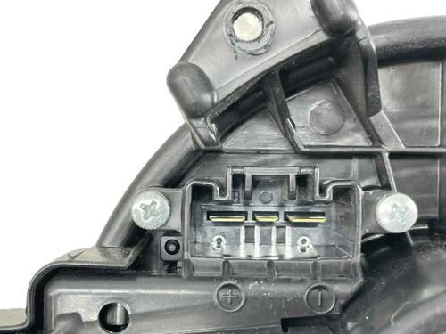 Used Heater blower motor TOYOTA AURIS (_E18_) 1.4 D-4D (NDE180_, NDE180R) (90 hp) 27924291
